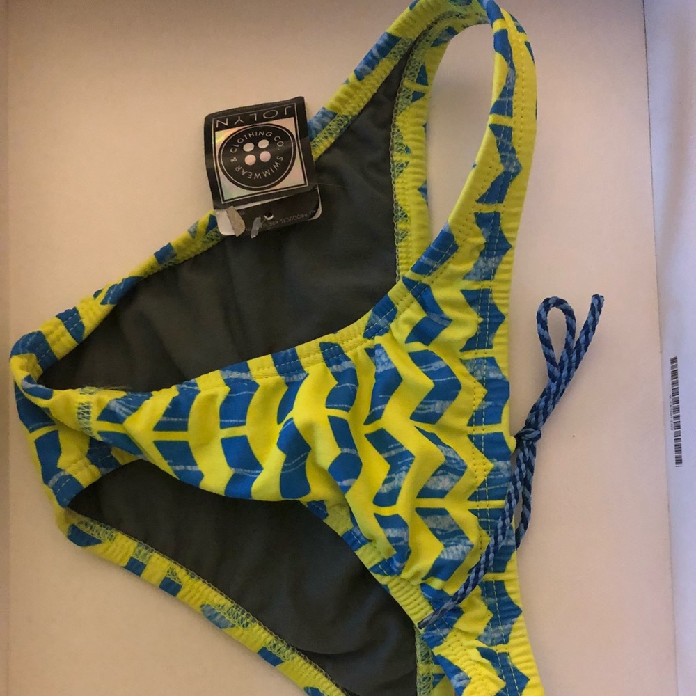 Jolyn Brazil bottom NWT (S)